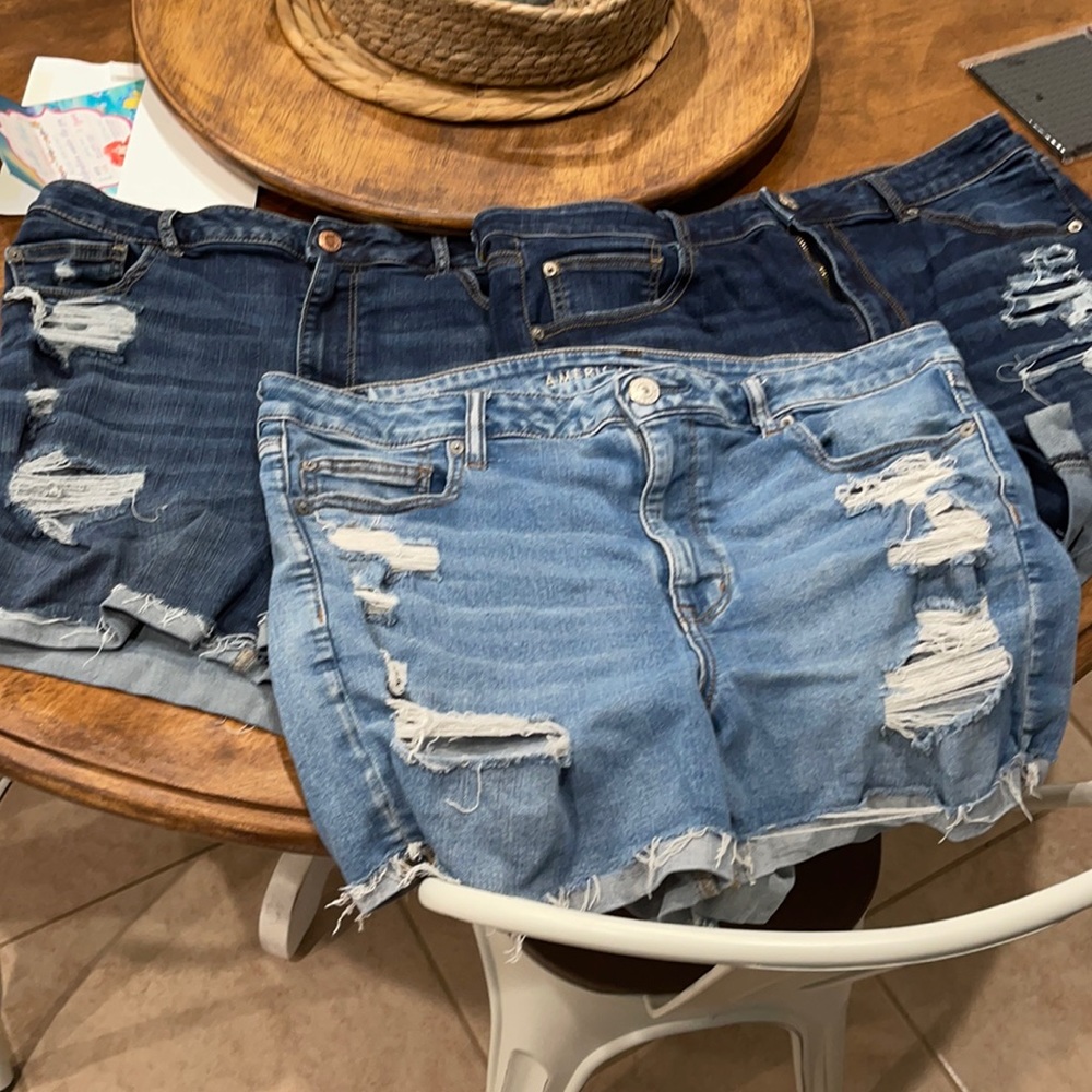 American Eagle Shorts Bundle (3)